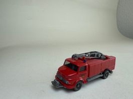 Wiking Mercedes 1413 Feuerwehr Rüstwagen