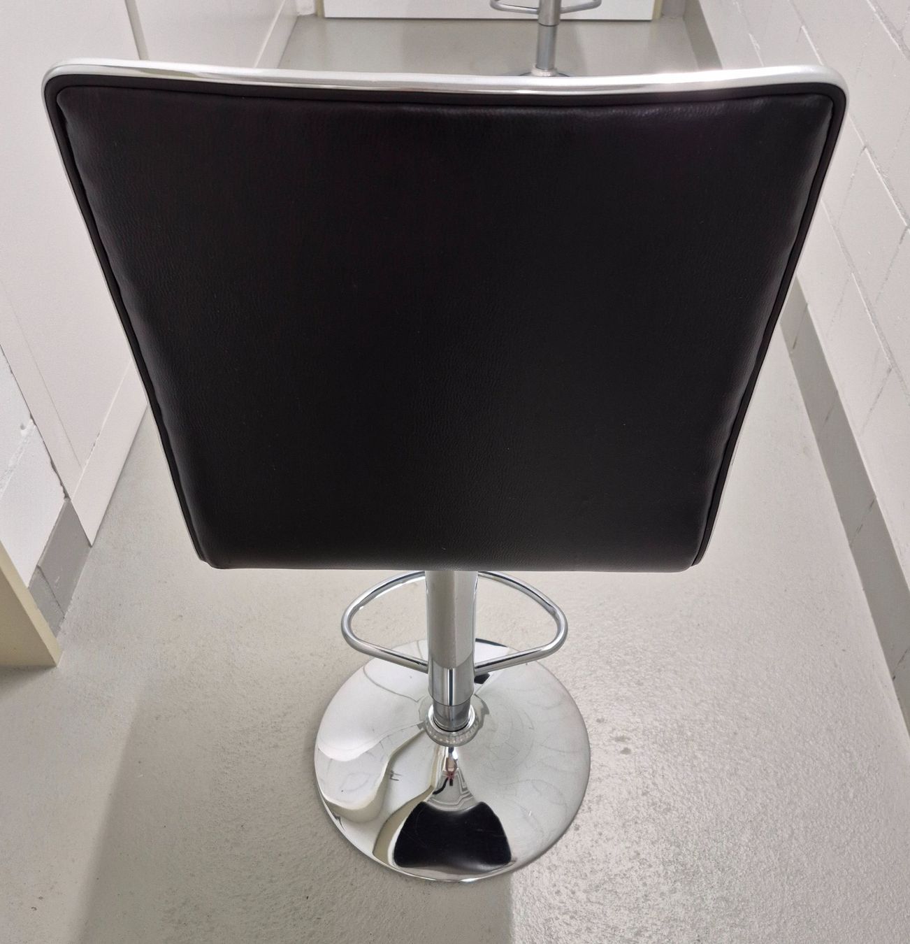 Hocker: Barhocker 2er Set scharz – Gebraucht aus Höri von Nastaq 5