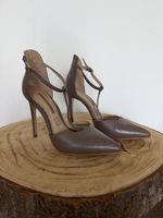 Buffalo London Leder-Pumps Taupe/Grau Gr. 38