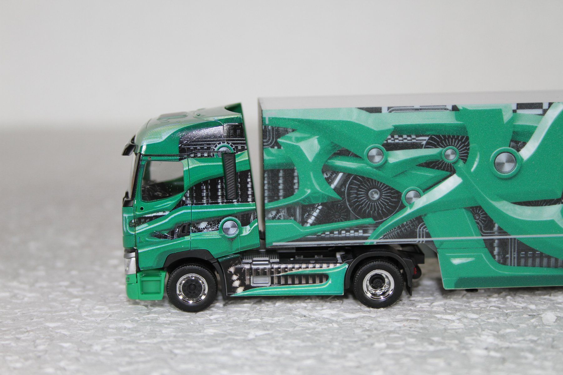 Herpa Modellini d'auto: Herpa Renault  Trucks Dynamics Sattelzug – Usato da Triesen venduto da cor_62ts 1