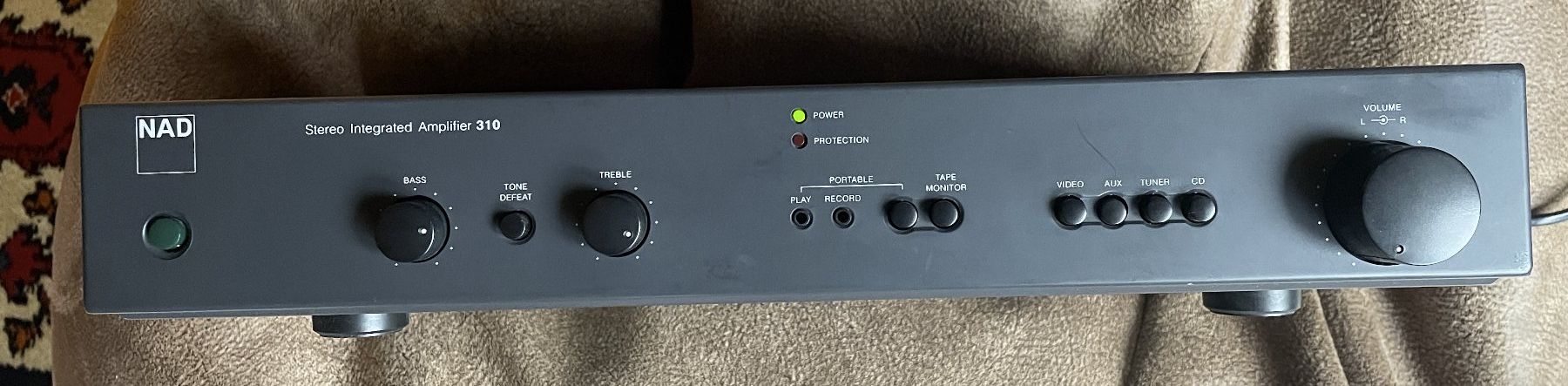Nad Amplificatori: NAD Legende 310 – Usato da Herbligen venduto da Clancy5