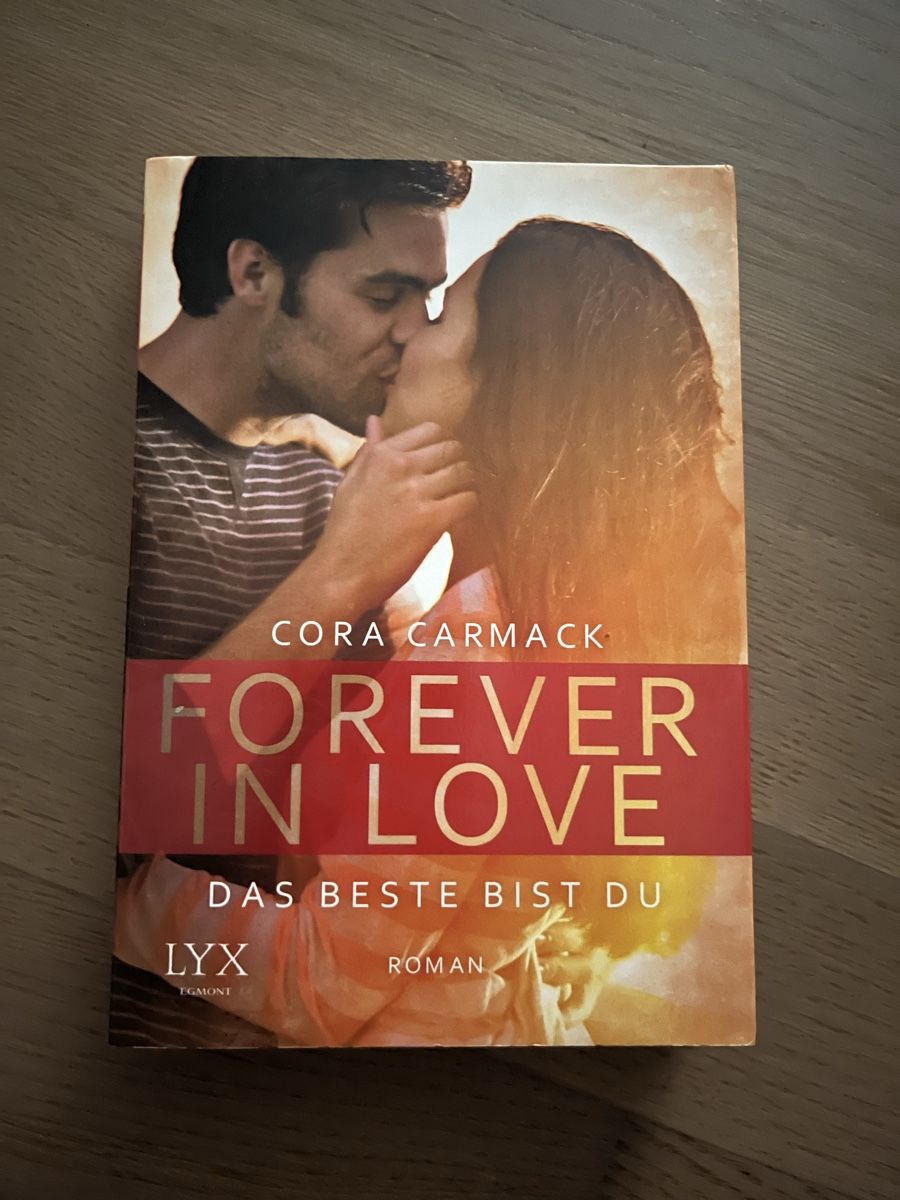 Libri: Forever in Love von Cora Carmack – Usato da Dallenwil venduto da vani_lia