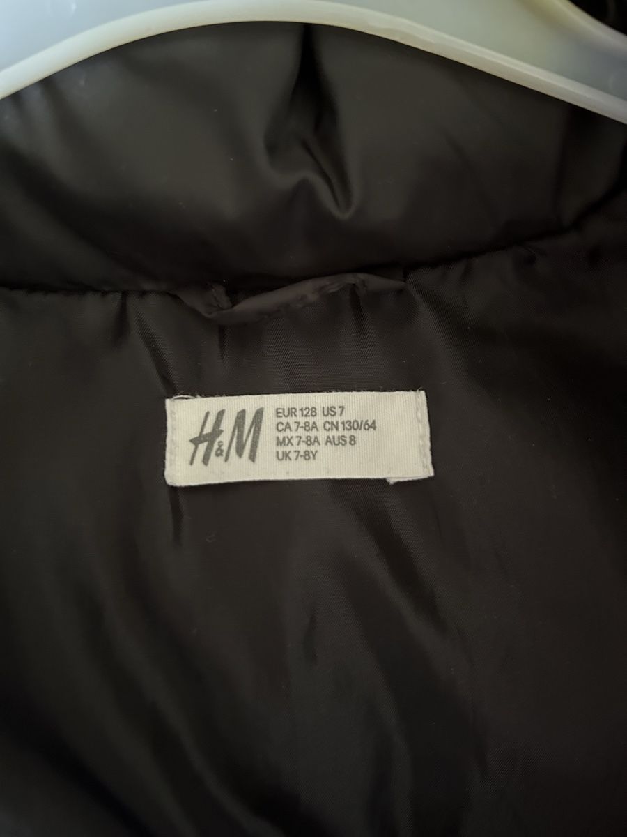 H&M Jacken & Mäntel: Doudoune H&M noire / taille 128 – Gebraucht aus Meyrin von Bronx86 3