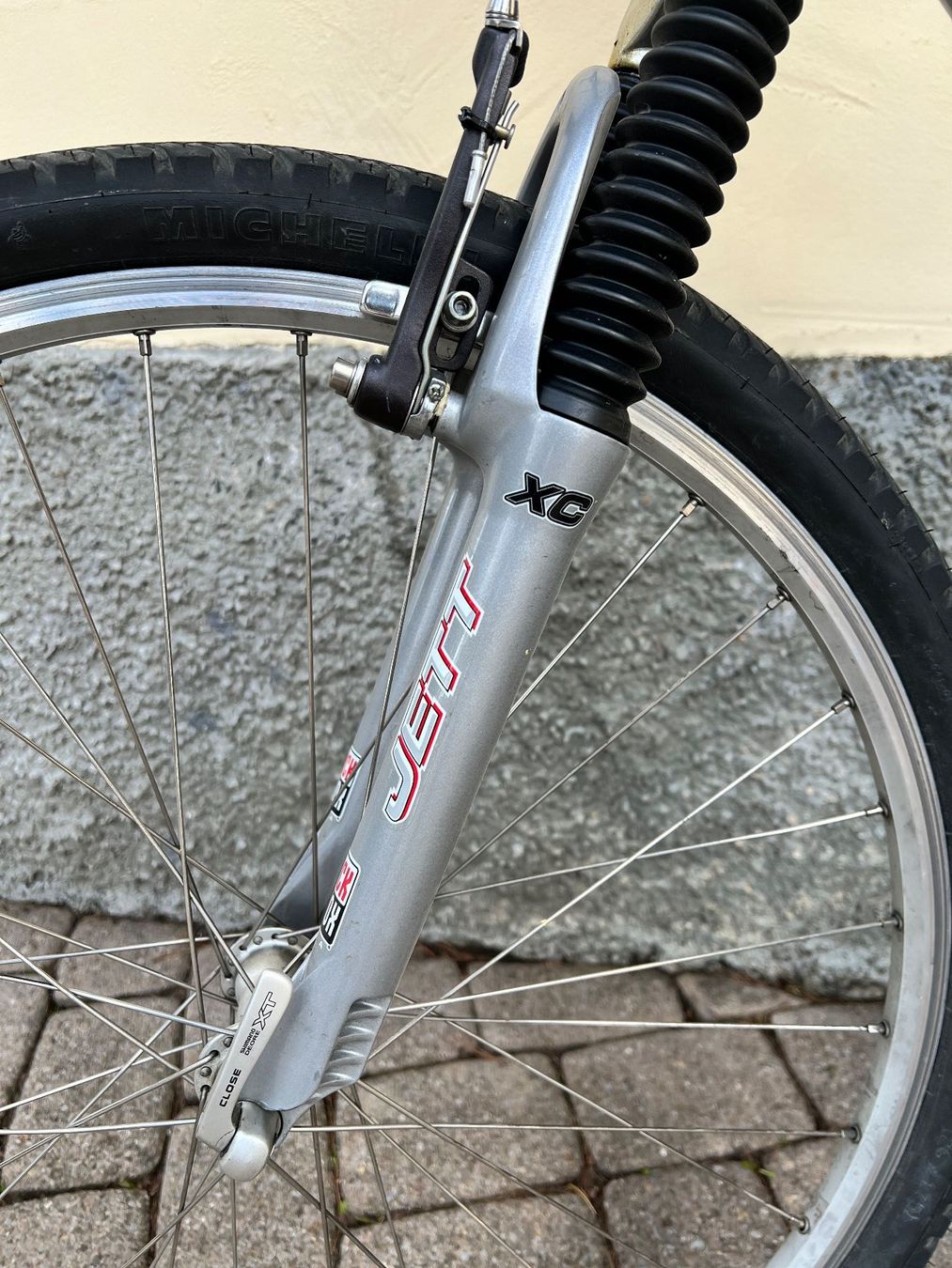 Biciclette: Damenvelo "Bontrager" 27 Gänge Shimano XT – Usato da Davos Platz venduto da paupet 3