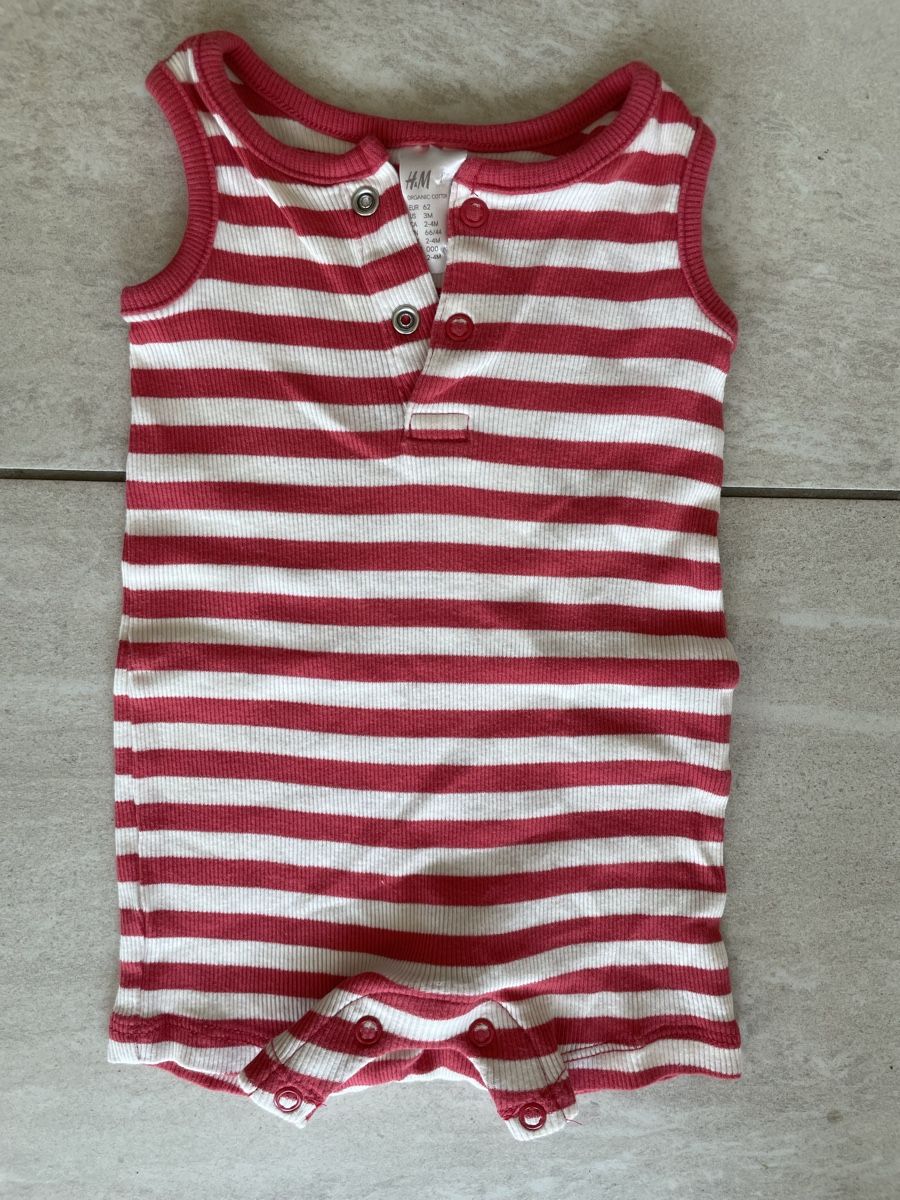 H&M Barboteuses: Strampler Gr. 62 – D'occasion à Ennetbaden par Mentos07