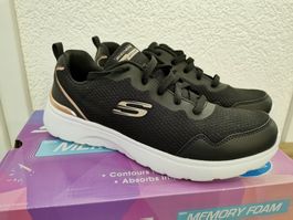 Chaussures Skechers _ Pointure 40 _ NEUF