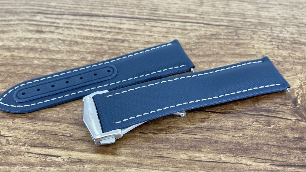 Hochwertigem Uhrenarmband Sailcloth von Artem (22mm) 6