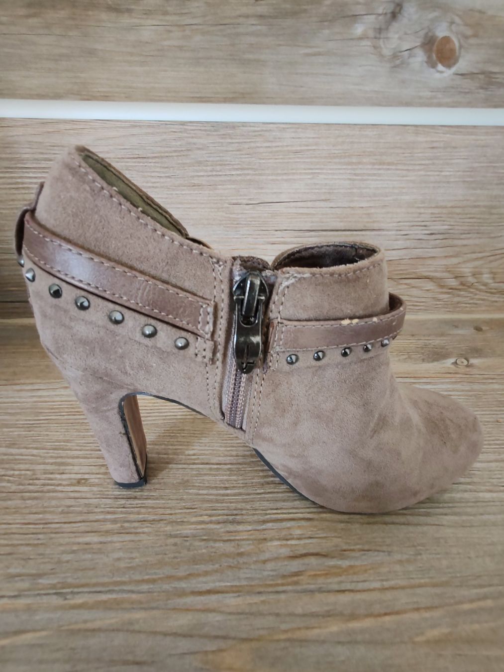 Scarpe da donna: TAMARIS Pumps mit Absatz Gr. 35 – Usato da Egnach venduto da bgdo26 1