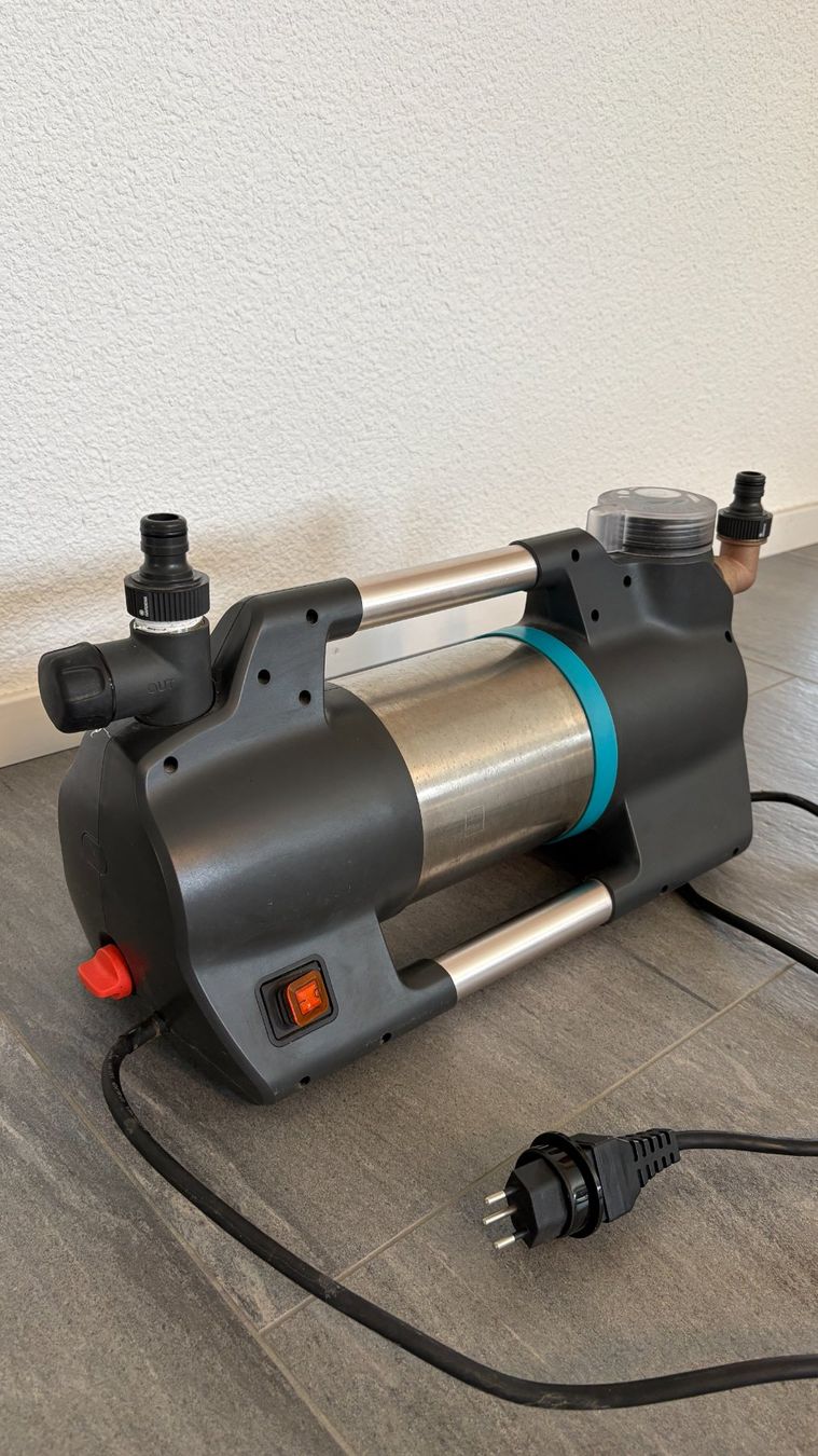 Gardena Pompe & Parti di ricambio: Gardena Pompe d'arrosage de surface 5600 Silent+ – Usato da Savièse venduto da igolden4