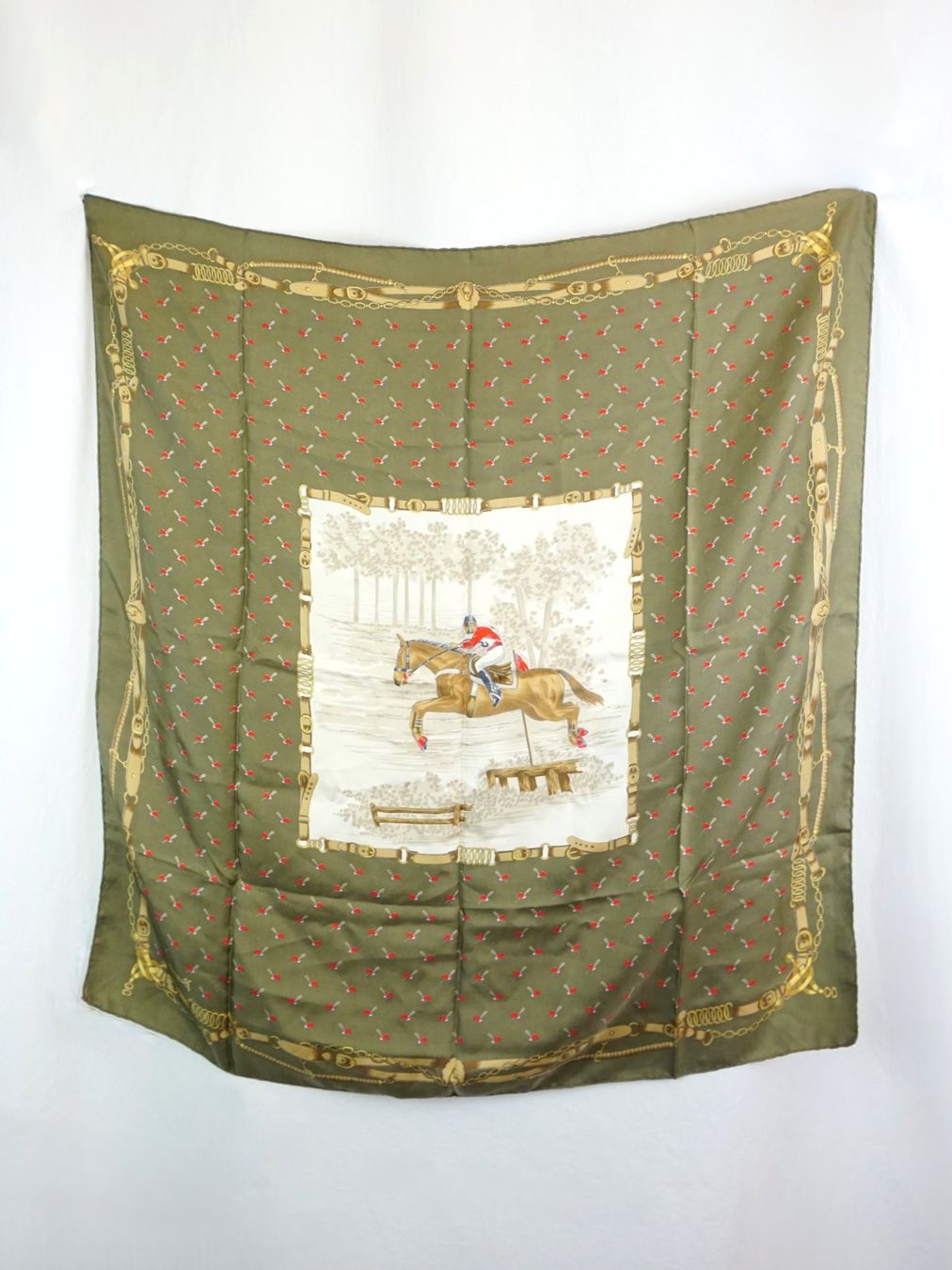 Hermès Foulard & Sciarpe: Hermès Seidenfoulards (2 Stk.) – Usato da Pratteln venduto da Restwert_Pratteln 2