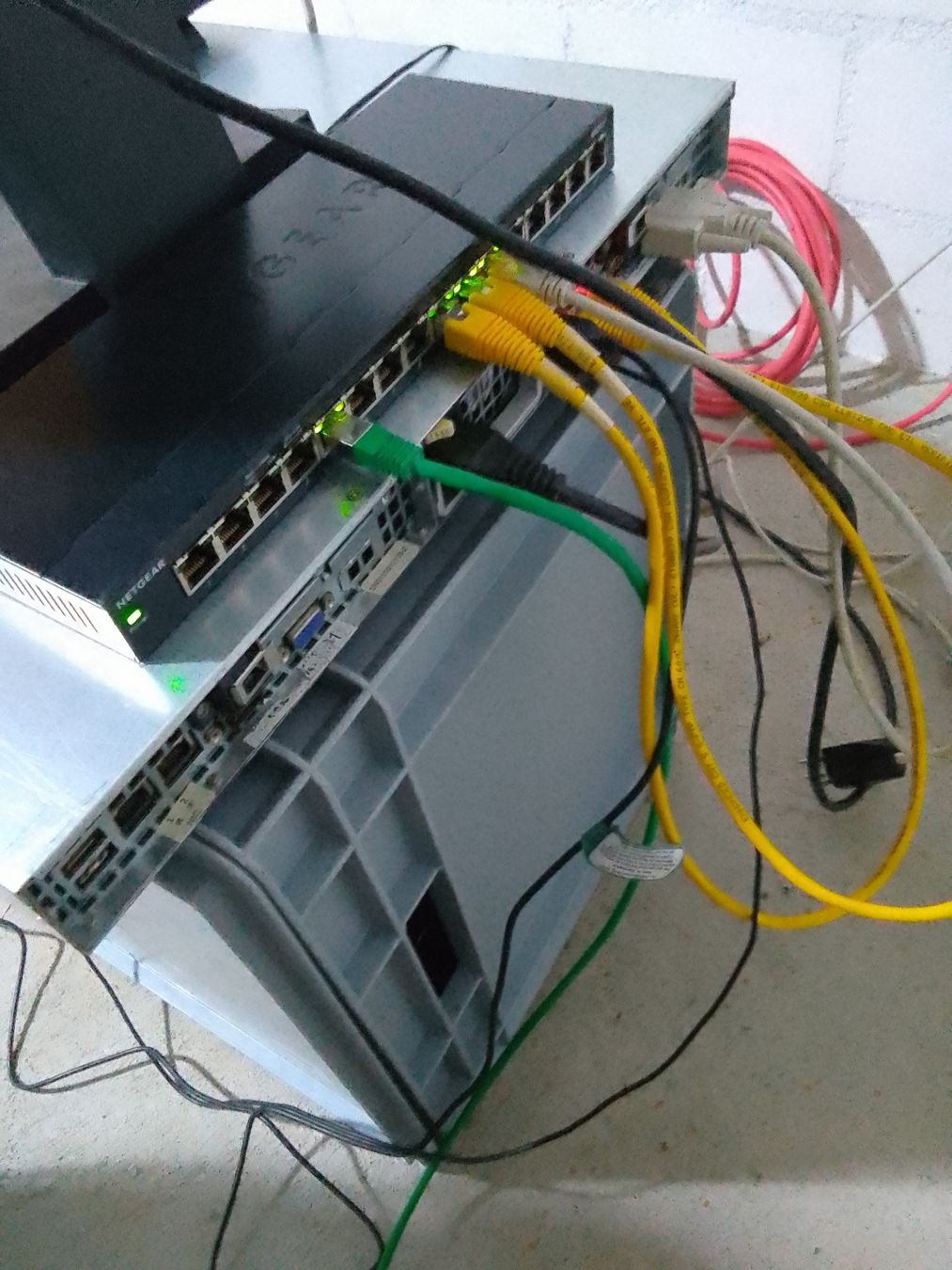 Supermicro Server: 4 Stück Super Micro Twin Server – Usato da Ebmatingen venduto da swiss.canadian 3
