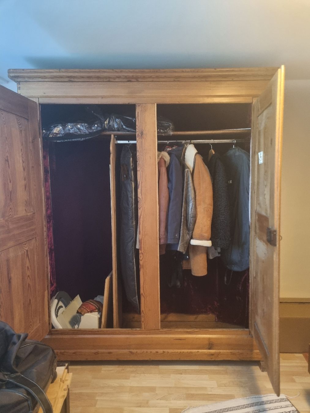 Armadi: Armoire en bois, 2, antique – Usato da La Chaux-de-Fonds venduto da edo_78yz 3
