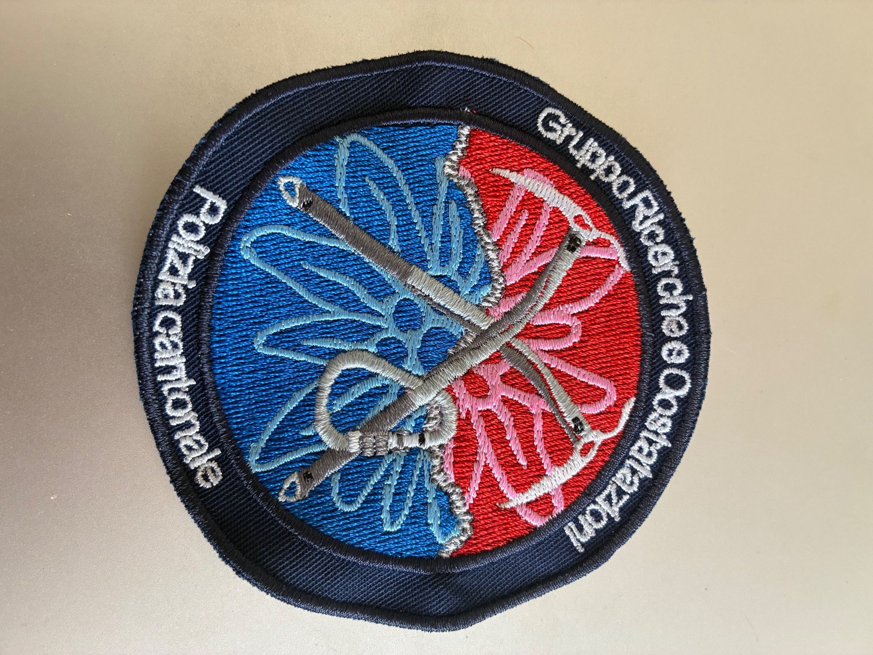 Swiss Placchette & Badge: Polizia cantonale – Usato da Oberiberg venduto da stab