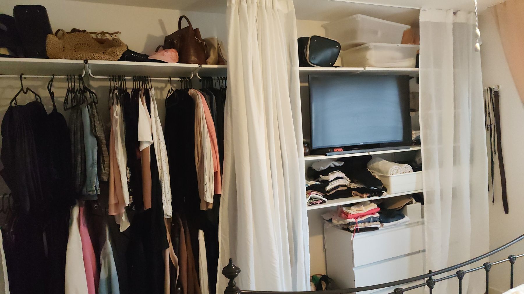 Schränke: IKEA ALGOT Wandsystem / offener Kleiderschrank – Gebraucht aus Huttwil von Rahanny01 5