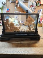 Asiatische Miniaturen Diorama im Glasgehäuse (V)
