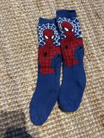 Coole Spider-Man Knie-Socke, Grösse 20-23