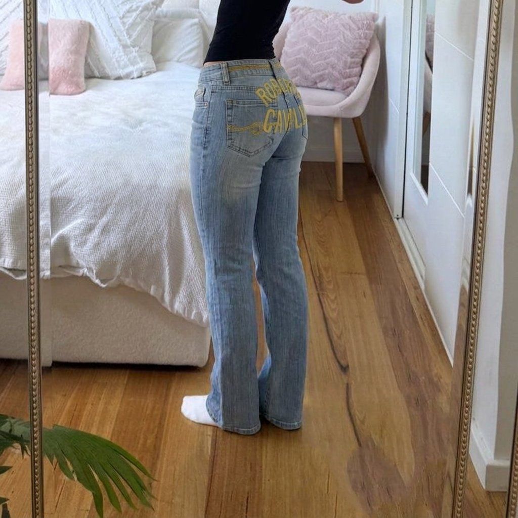 Roberto Cavalli Jeans: Roberto Cavalli Backprinted Flared Jeans Blue – D'occasion à Wald ZH par Drue36sechs