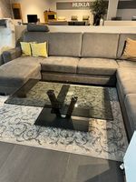 Design Glas Couchtisch drehbar & fahrbar