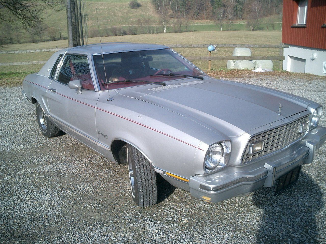 Ford Automobili: Ford Mustang ll Ghia 1974 – Usato da Bonstetten venduto da gahlers 1