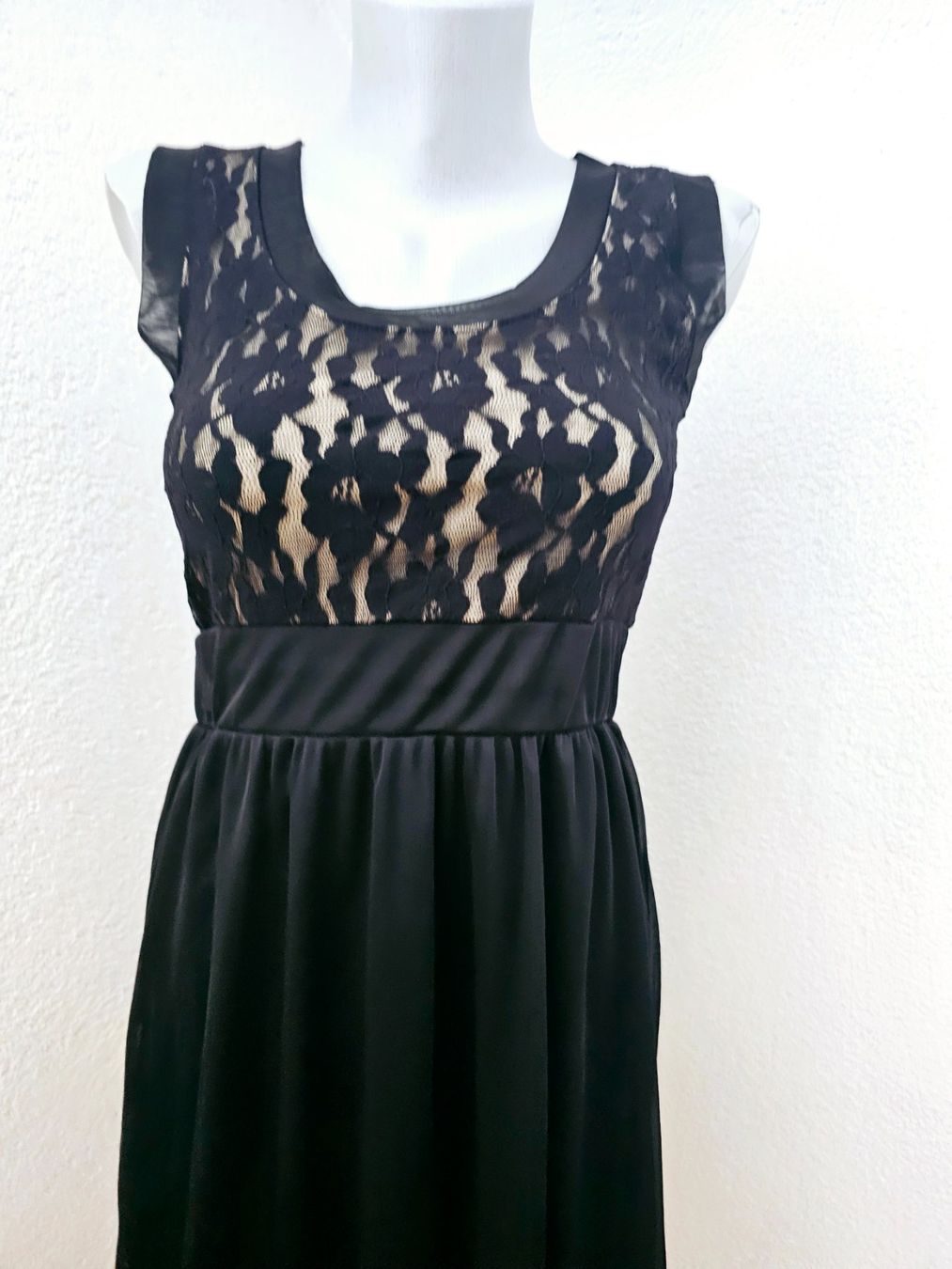 Kleider: Romantisches Kleid mit Spitze Gothic Gr. S Cocktailkleid – Neu (gemäss Beschreibung) aus Füllinsdorf von Sunnebliemli7 2