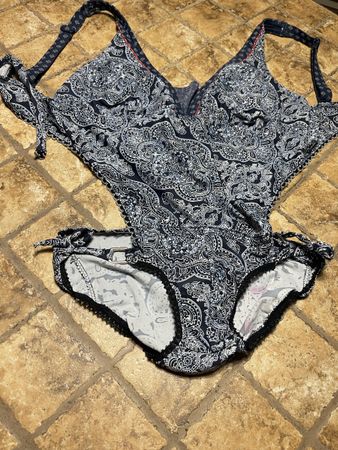 Costume da bagno intero chic e elegante-TgM/L