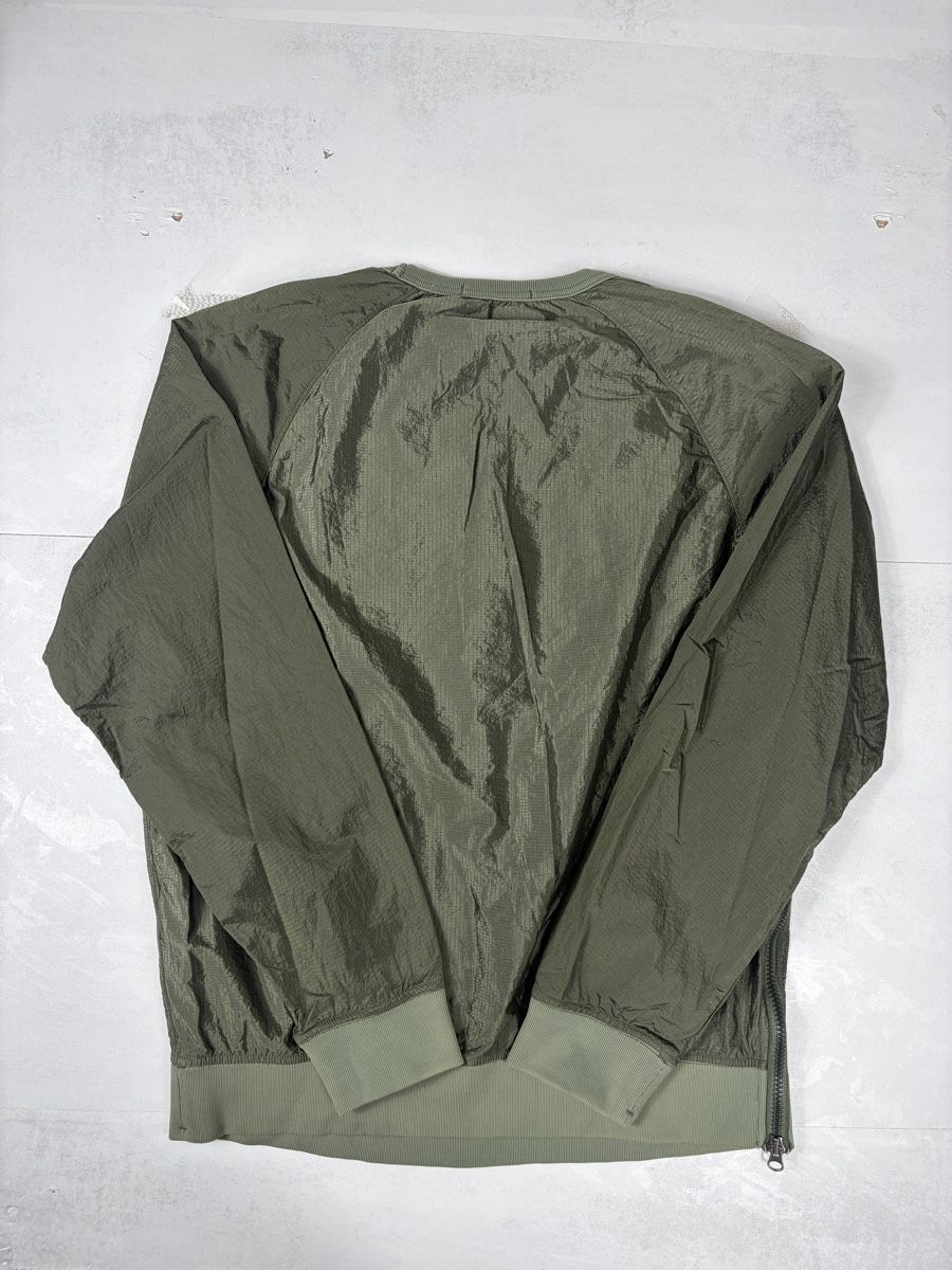 Stone Island Maglioni & Felpe: Sweat Nylon Ripstop Stone Island Patch Poitrine Vert - M – Nuovo (secondo la descrizione) da Hauterive NE venduto da Leo_o 3