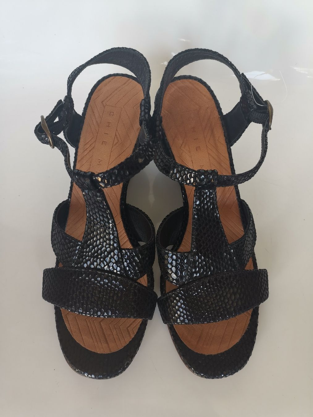 Chie Mihara Chaussures femmes: Chie Mihara Keilsandale  – D'occasion à Uerikon par pink_flamingo