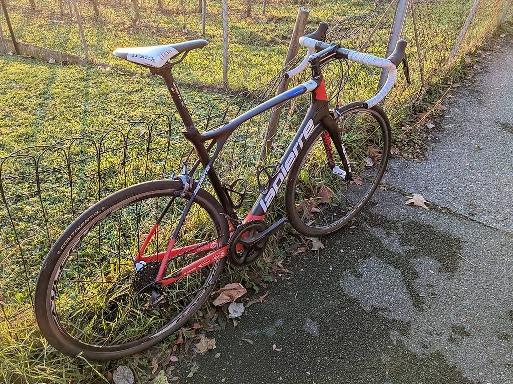 Biciclette: Vélo de route Lapierre Xelius SL FDJ – Usato da Pully venduto da flo_rg8k 4