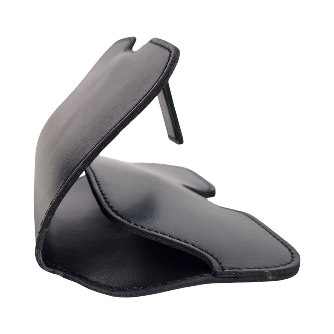 Altro in  Abbigliamento & Accessori: SAINT LAURENT Sonnenbrillen-Etui – Usato da Wangen b. Olten venduto da Restwert_Wangen 2