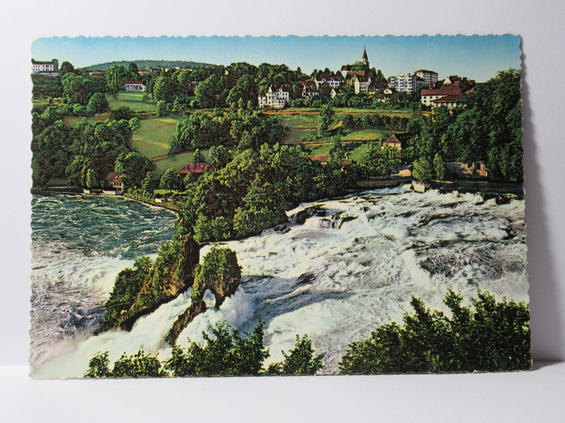 Cartoline postali: Schaffhausen , Rheinfall mit Neuhausen – Usato da Grenchen venduto da frechri