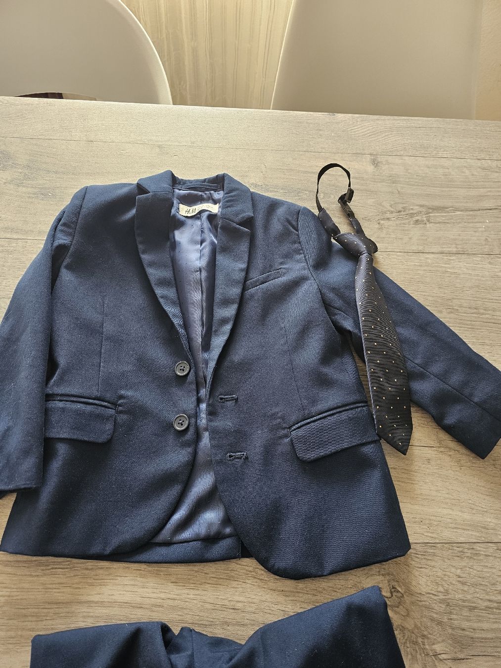 H&M Anzüge: anzug set gr 104 blau – Neu (gemäss Beschreibung) aus Münchenbuchsee von Kappa8 3