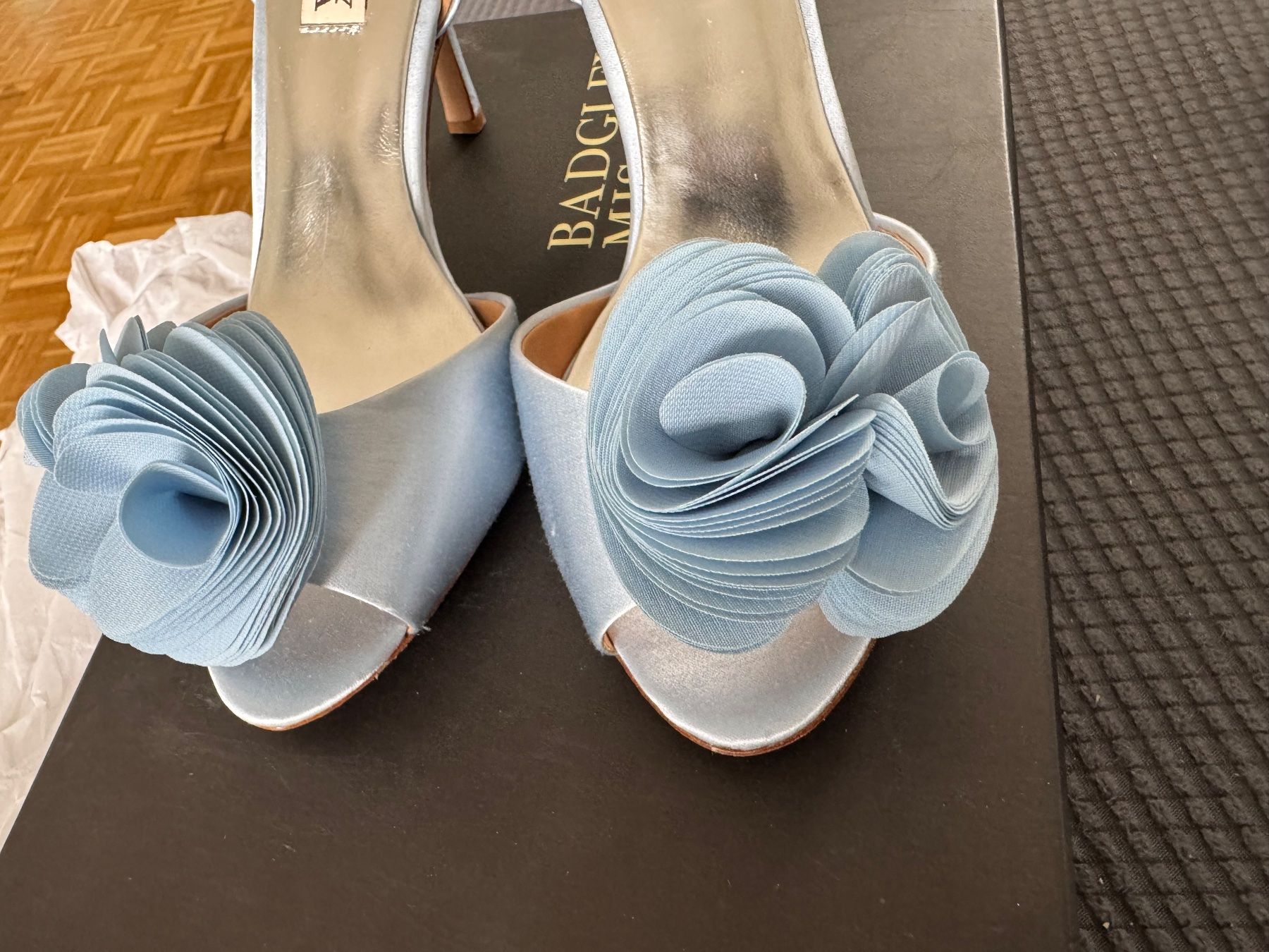 Scarpe da donna: Bleu Pumps femme – Usato da Les Geneveys-sur-Coffrane venduto da LVMM 1