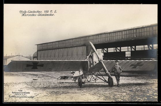 Cartes postales: Foto-AK Sanke: Pfalz-Eindecker mit Eiser – D'occasion à Berlin par bartko-reher