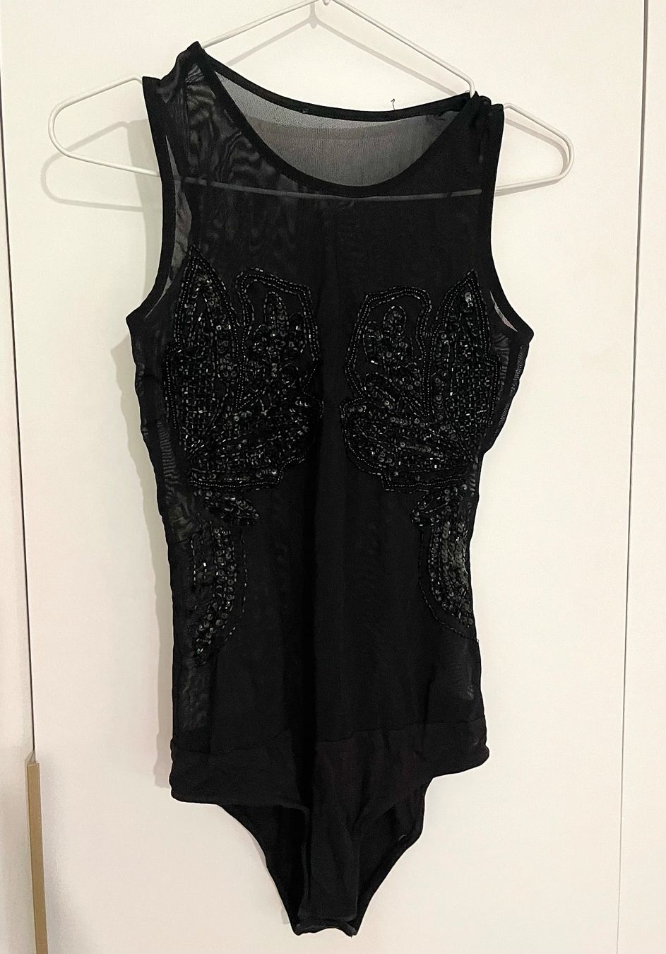 Tops: Joli Top à paillettes – Gebraucht aus Genève von Annilu