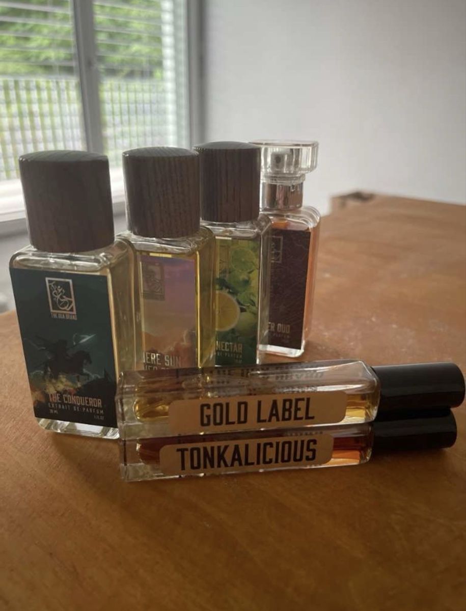 Parfum & Eau de Toilette: The Dua Brand Fragrances – Gebraucht aus Eglisau von 1fh_s9l8