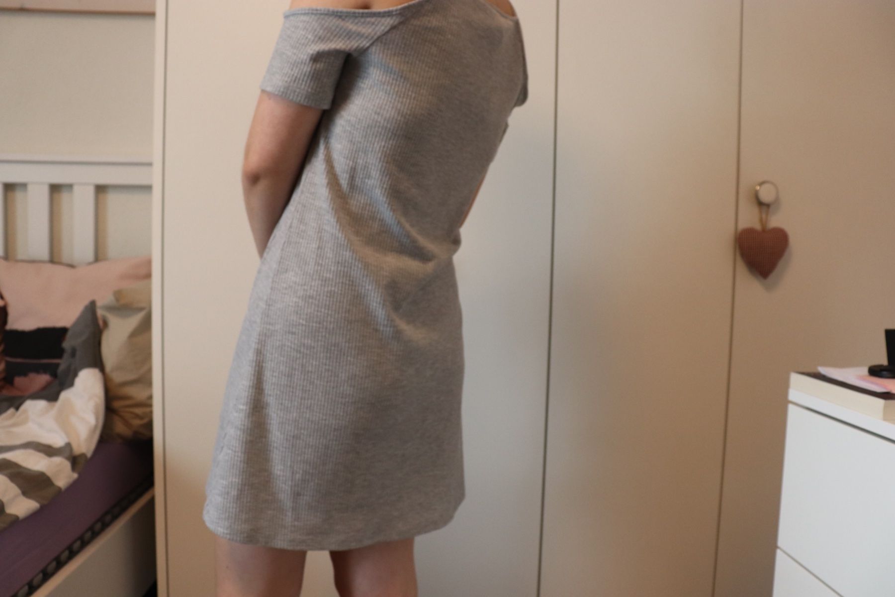 H&M Vestiti: Robe grise H&M Divided – Usato da Essertines-Yverdon venduto da Alice977 2