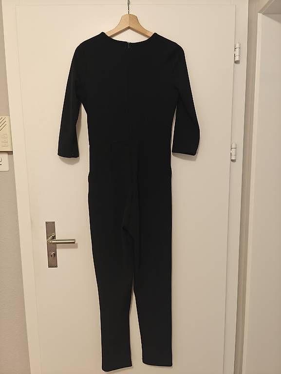 Tute: Schwarzer Jumpsuite Grösse 10/S – Usato da Zürich venduto da hulk33 1