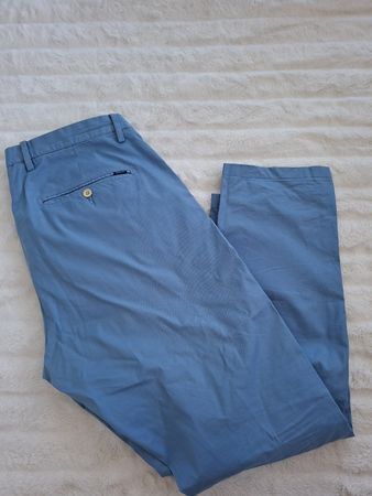 Gant, taille 34/34, bleu ciel, parfait pour l'été!