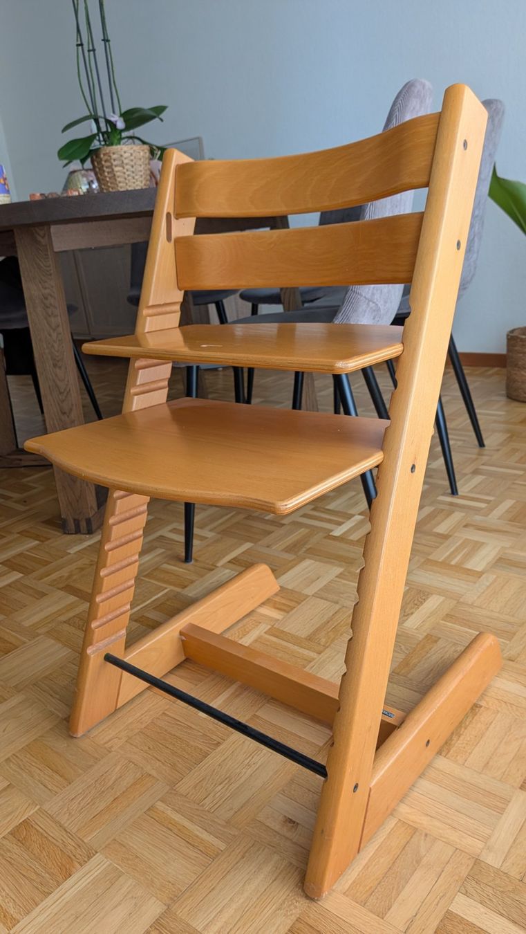 Stokke Hochstühle: TrippTrapp (neuwertig) – Gebraucht aus Düdingen von iva_fw26 1