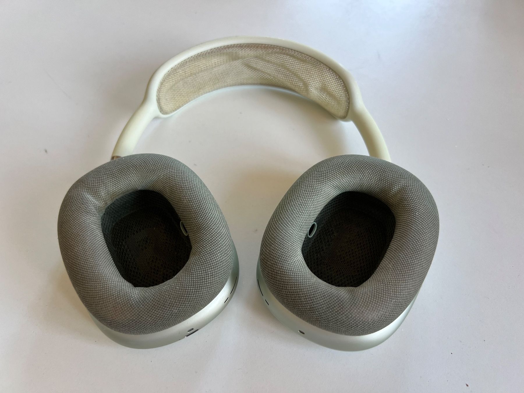Apple Kopfhörer: Apple AirPods Max DEFEKT – Defekt aus Suhr von ZaraW 2