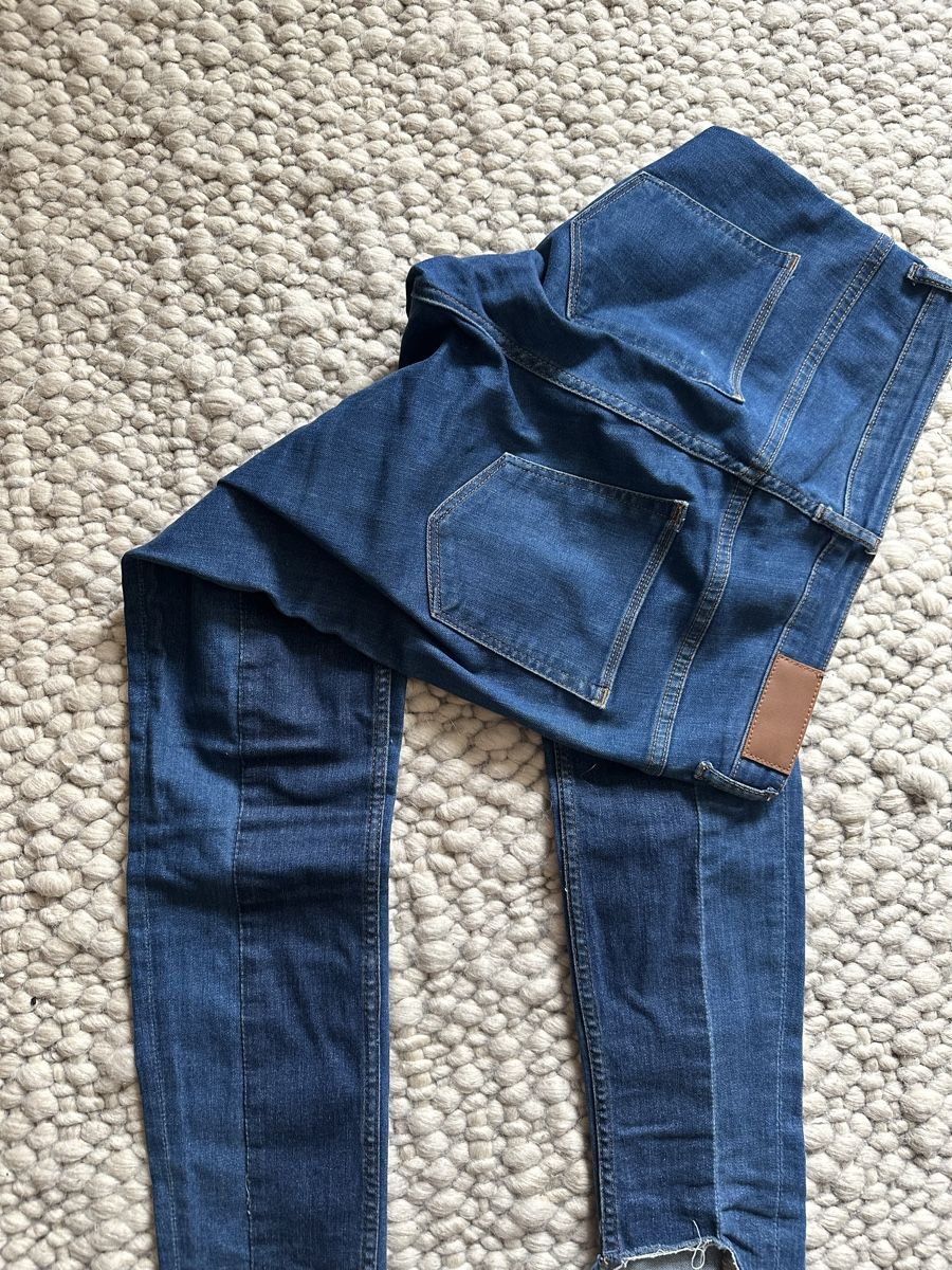 Kleiderpakete: 3x Jeans Bundle Größe M – Gebraucht aus Schaffhausen von rot_yyy7 6