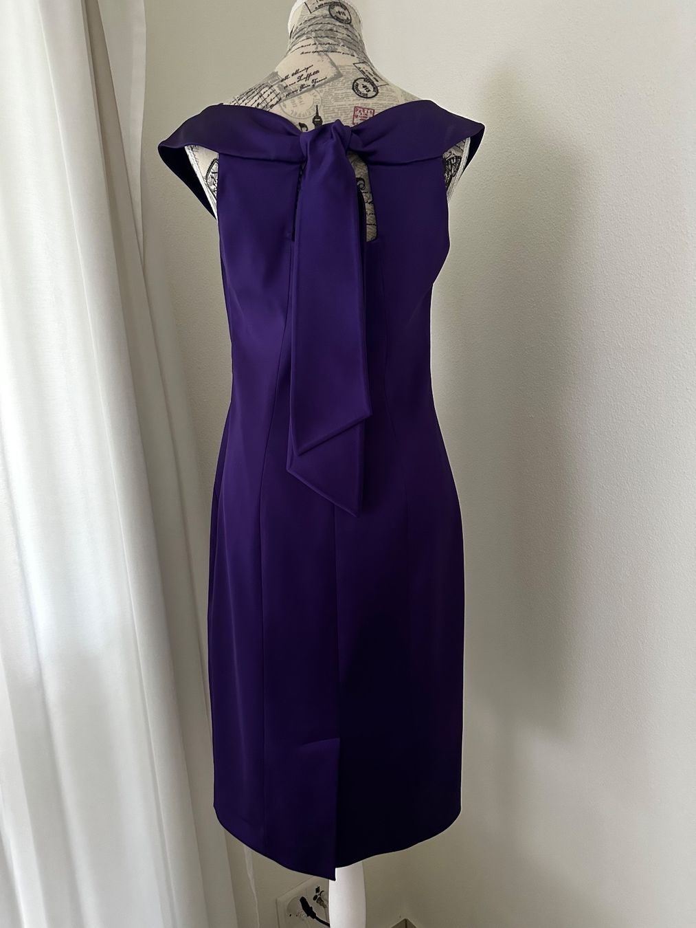 Robes: By Bessini Abendkleid Grosse 36 – D'occasion à Alpnach Dorf par ljusja 2