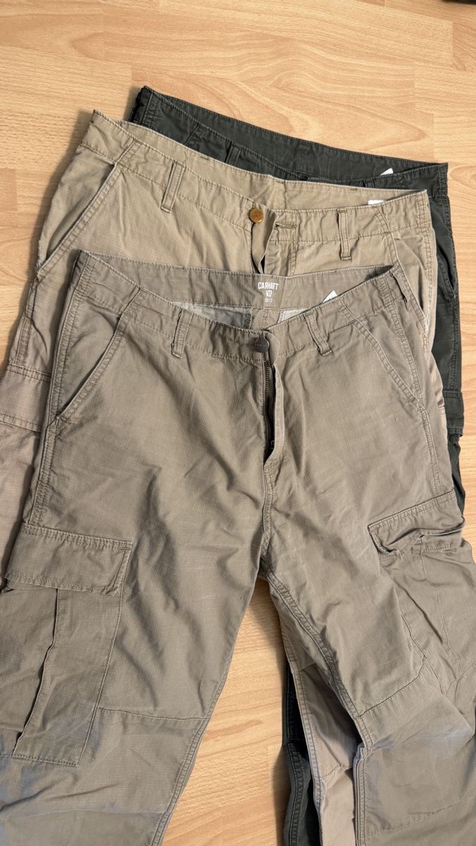 Carhartt Kleiderpakete: 3x Carharrt Cargo Pants – Gebraucht aus Kilchberg ZH von King_Arth