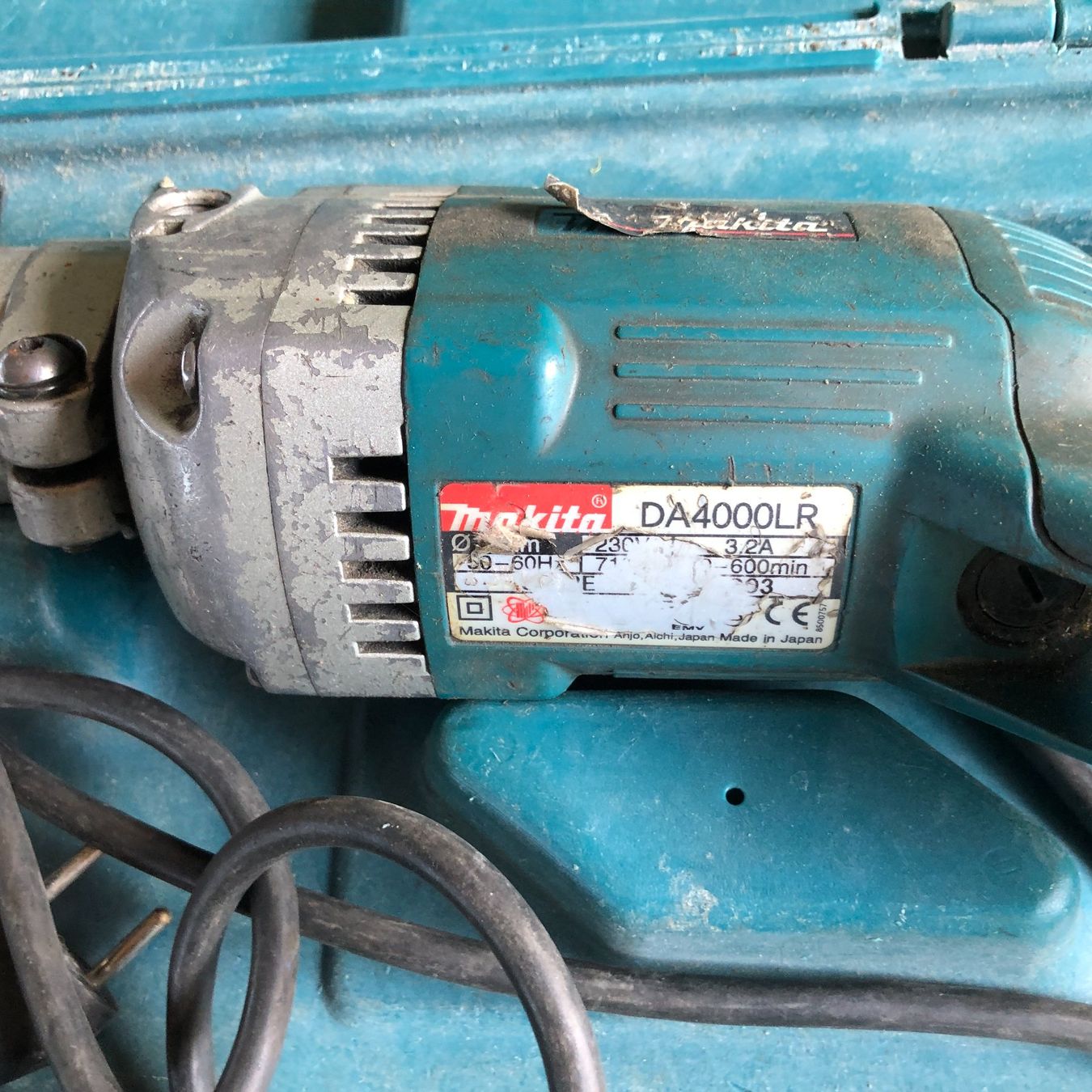 Trapani: Perceuse d'angle Makita avec accessoires – Usato da Avenches venduto da Brocadou 4