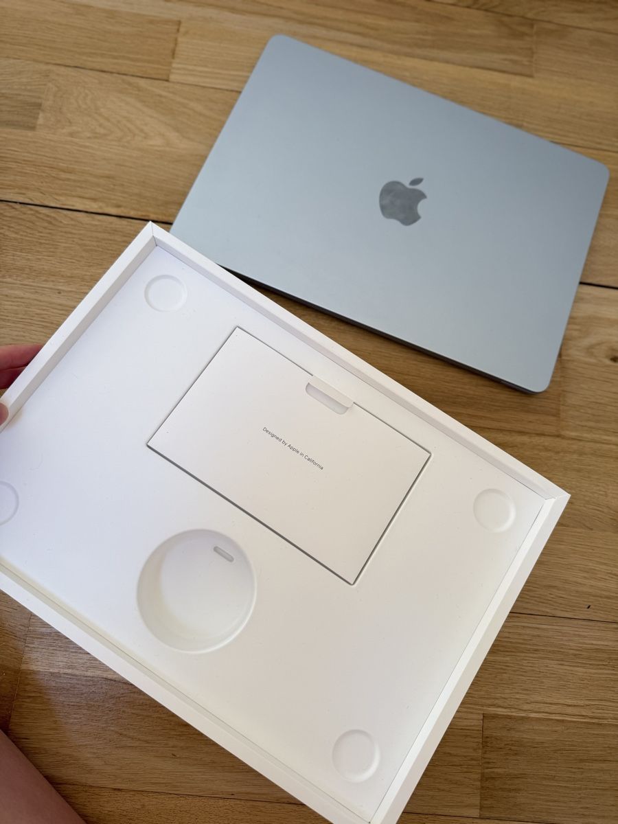 Apple Notebook: MacBook Air M4 16Go 2025 – Nuovo (secondo la descrizione) da Genève venduto da Oleksandr_01 2