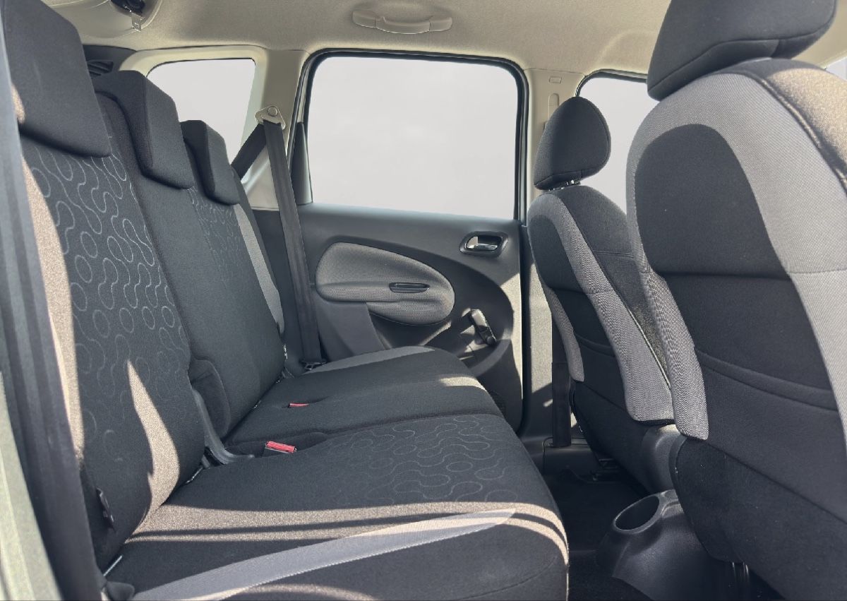Citroën Autos: Citroen C3 Picasso 1.6 Platzwunder – D'occasion à Obernau par ahm_5zws 8