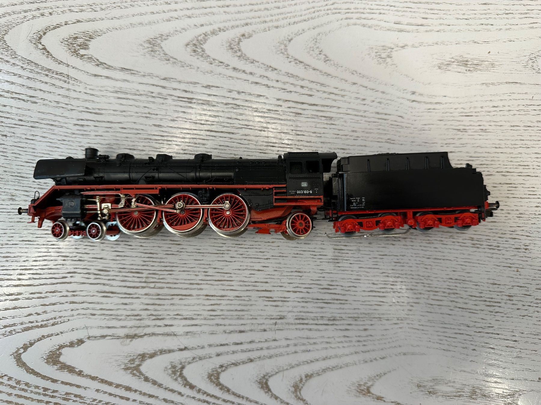 Märklin Modellini di ferrovie: Märklin 3085 DB BR 003 – Usato da Lupsingen venduto da New-Haven 1