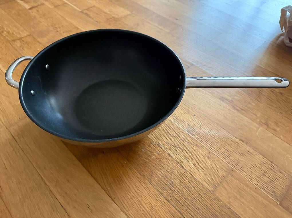Padelle: Wok – Usato da Fehraltorf venduto da Gamer1983 1