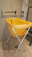Baby Badewanne mit Gestell