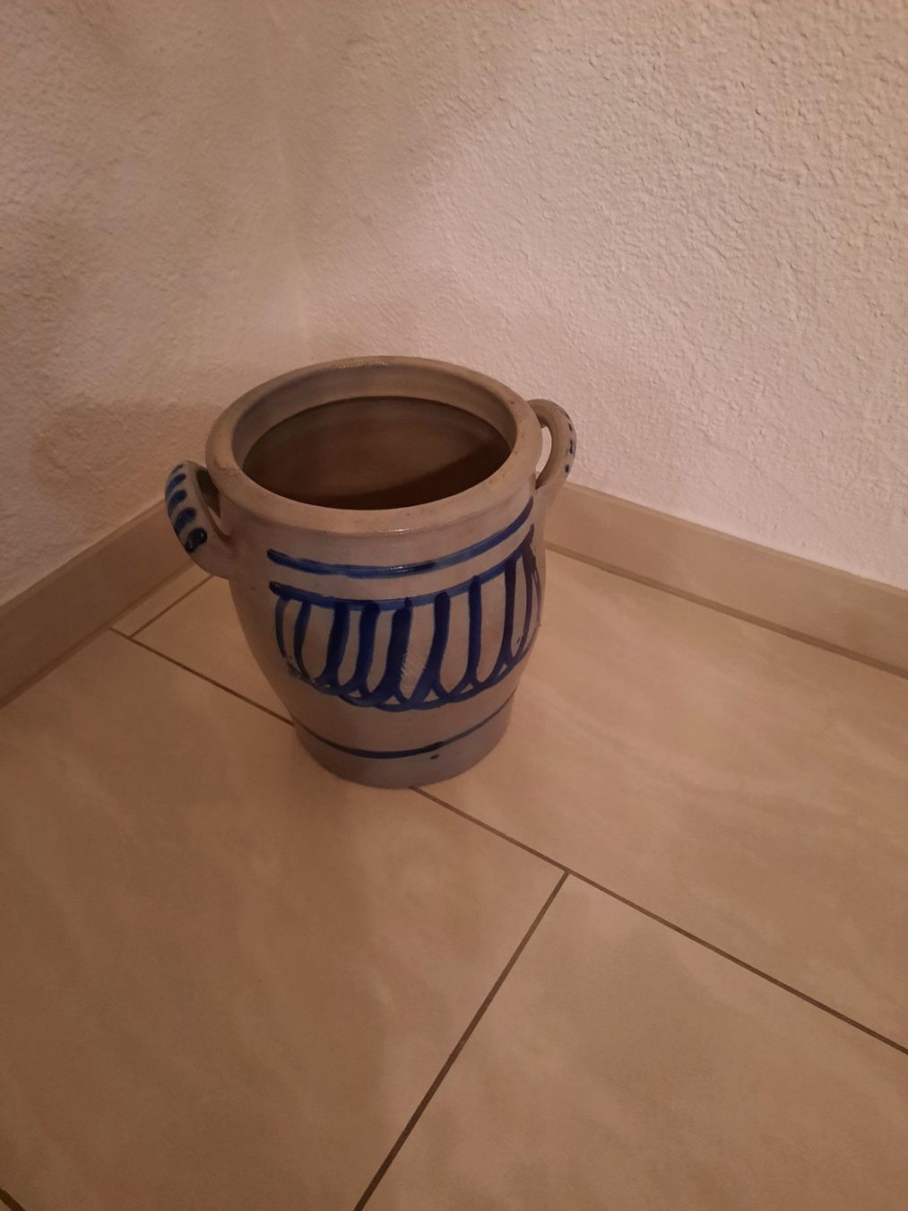 Vasi per fiori: Rustikale Töpfe, 4er Set, Steingut, Vintage – Usato da Ibach venduto da urs_sl5h 2